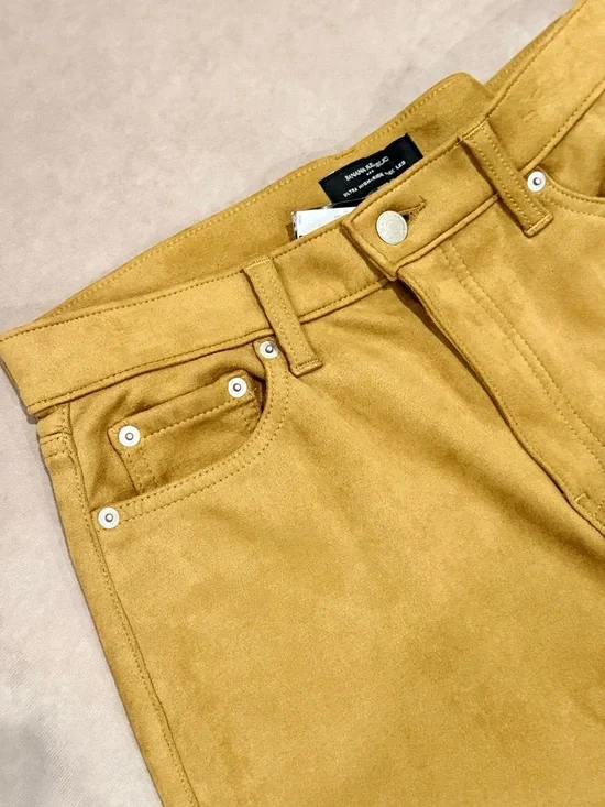 Banana Republic Women’s Ultra High Rise Wide-Leg Suede Pants in Camel Size 28 - Picture 6 of 12